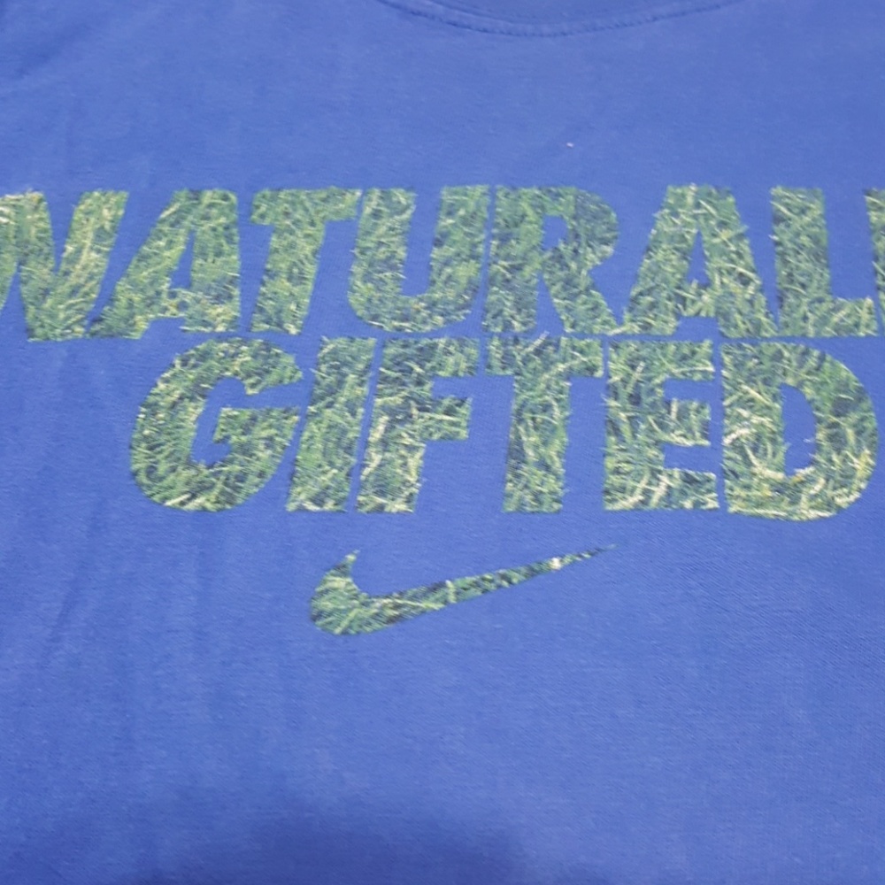 Nike - Picture 2 of 3